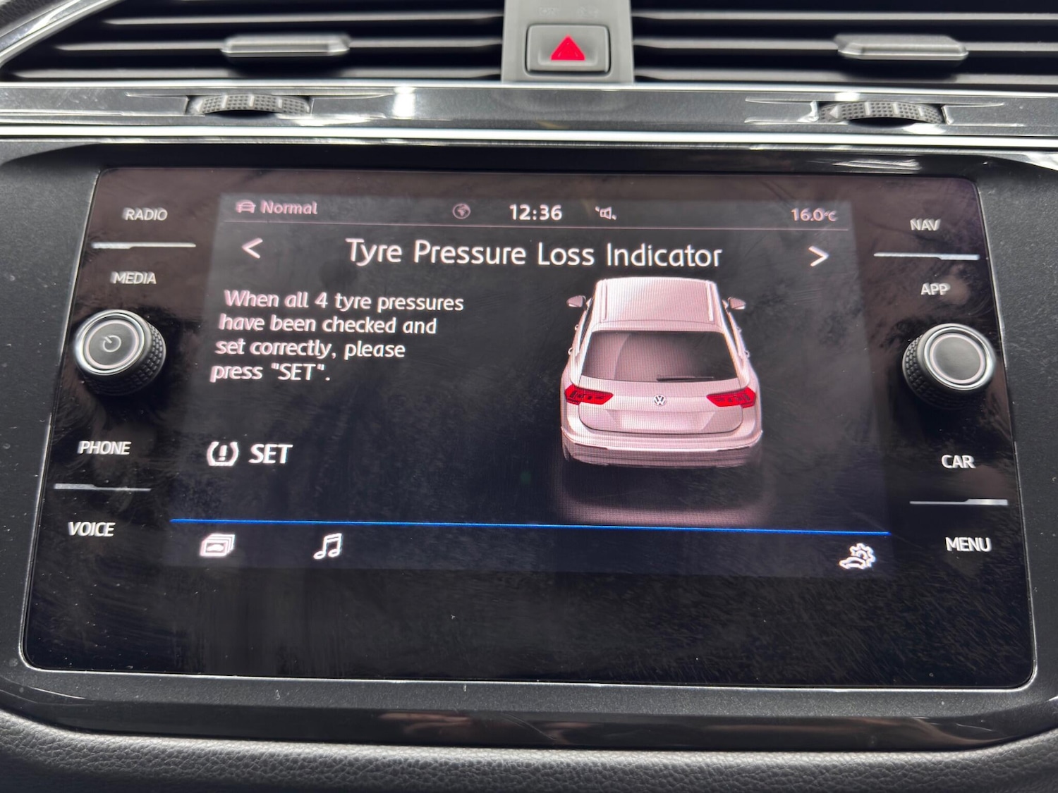 Used Volkswagen Tiguan 2019 for sale - 76012574: Photo 35