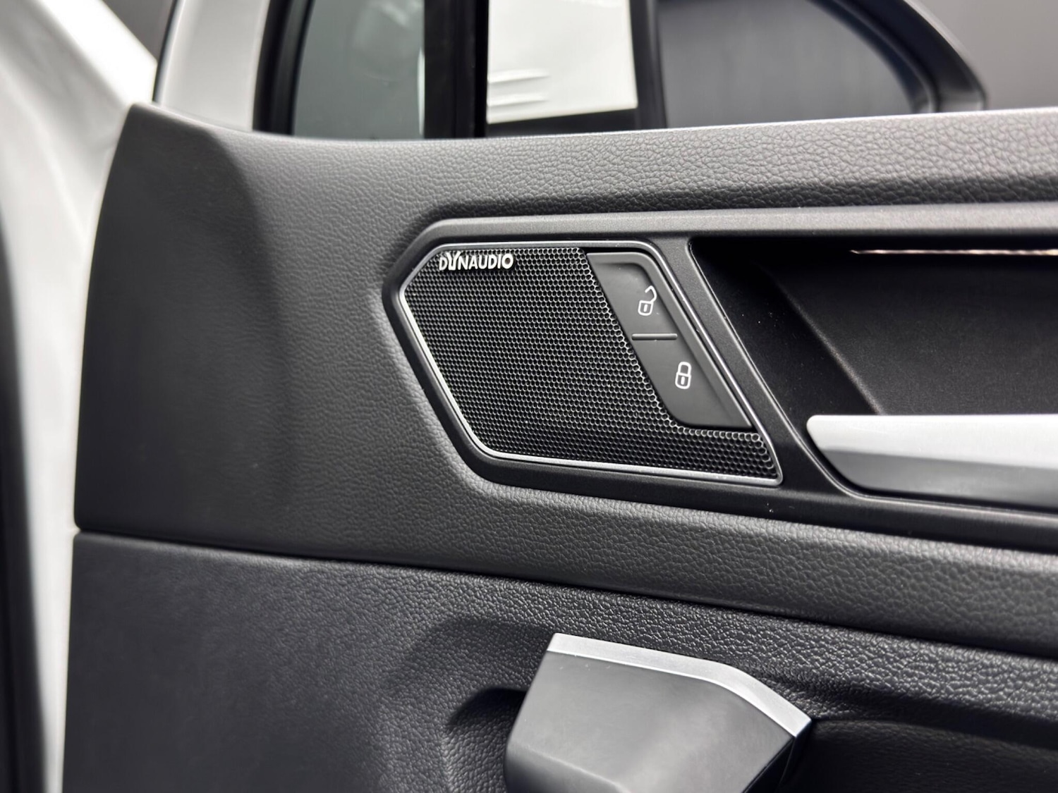 Used Volkswagen Tiguan 2019 for sale - 76012574: Photo 42