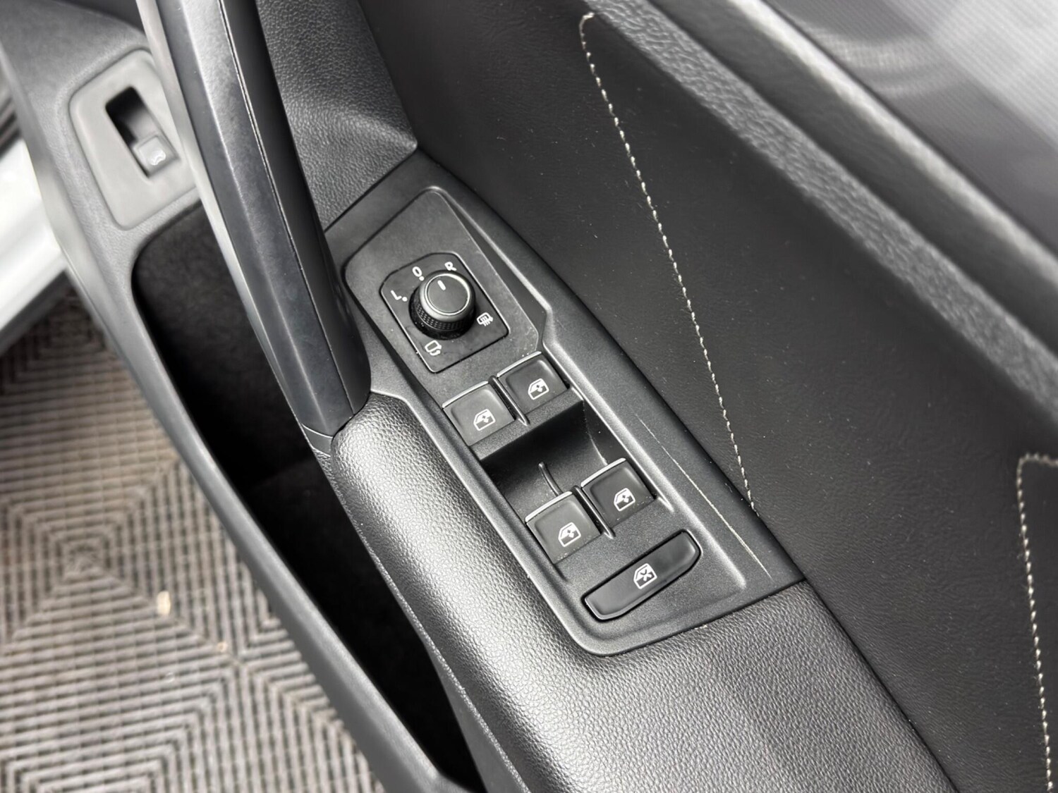 Used Volkswagen Tiguan 2019 for sale - 76012574: Photo 43