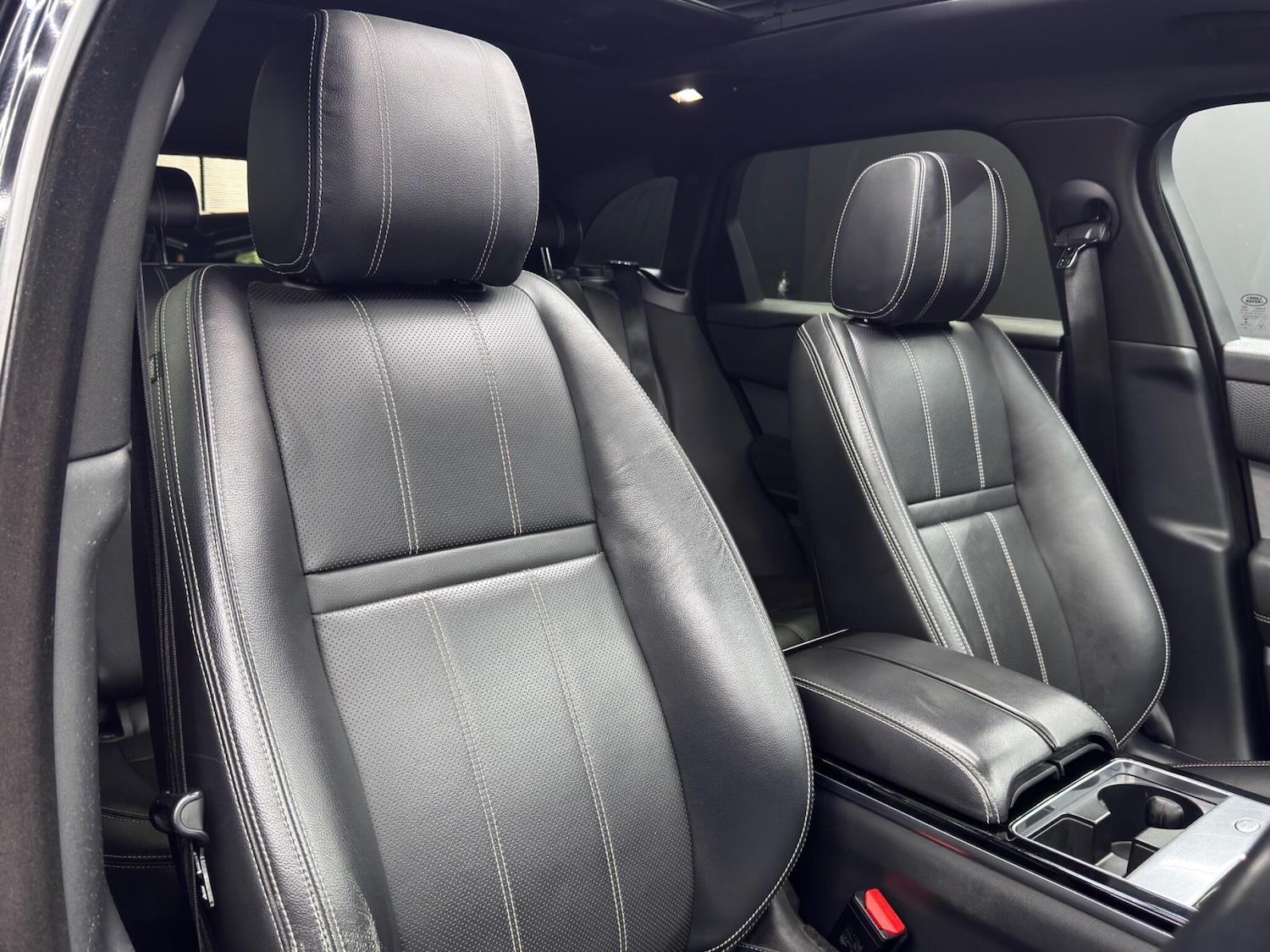 Used Land Rover Range Rover Velar 2018 for sale - 76349579: Photo 12