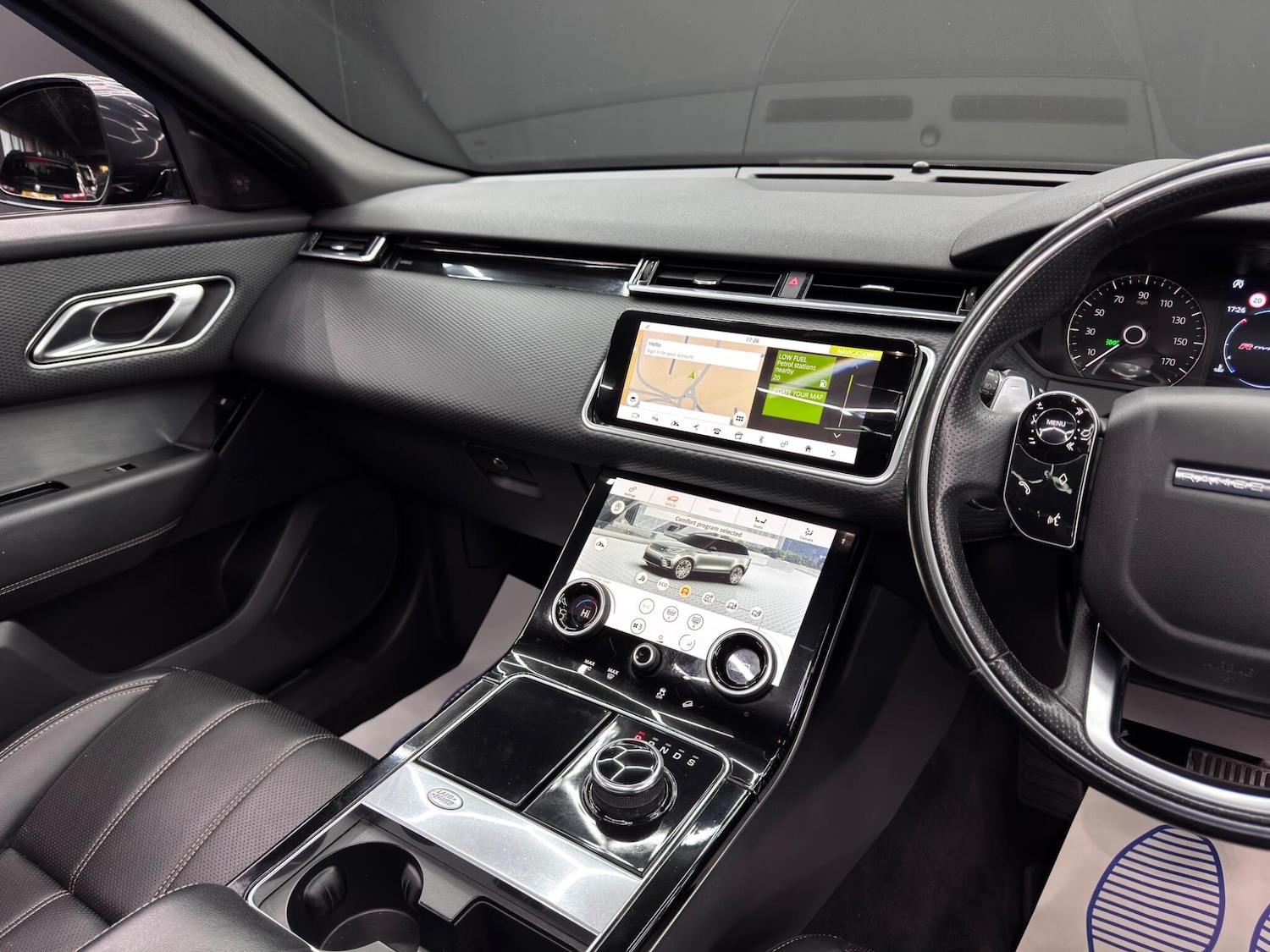 Used Land Rover Range Rover Velar 2018 for sale - 76349579: Photo 23
