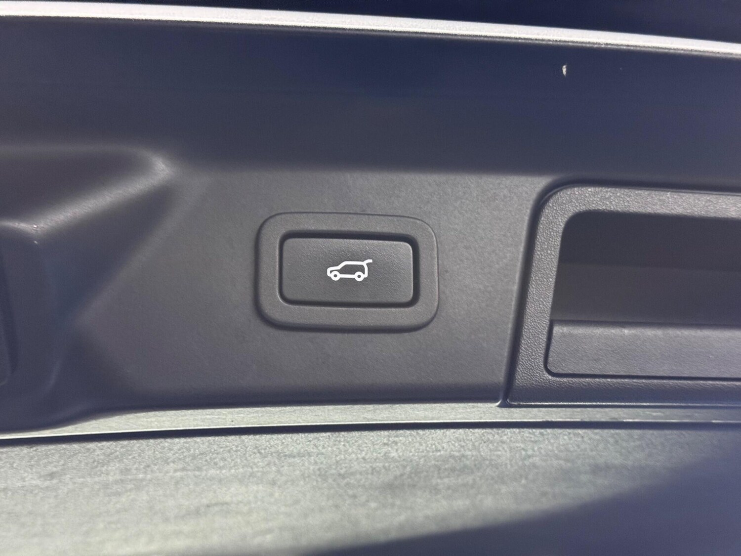 Used Land Rover Range Rover Velar 2018 for sale - 76349579: Photo 43