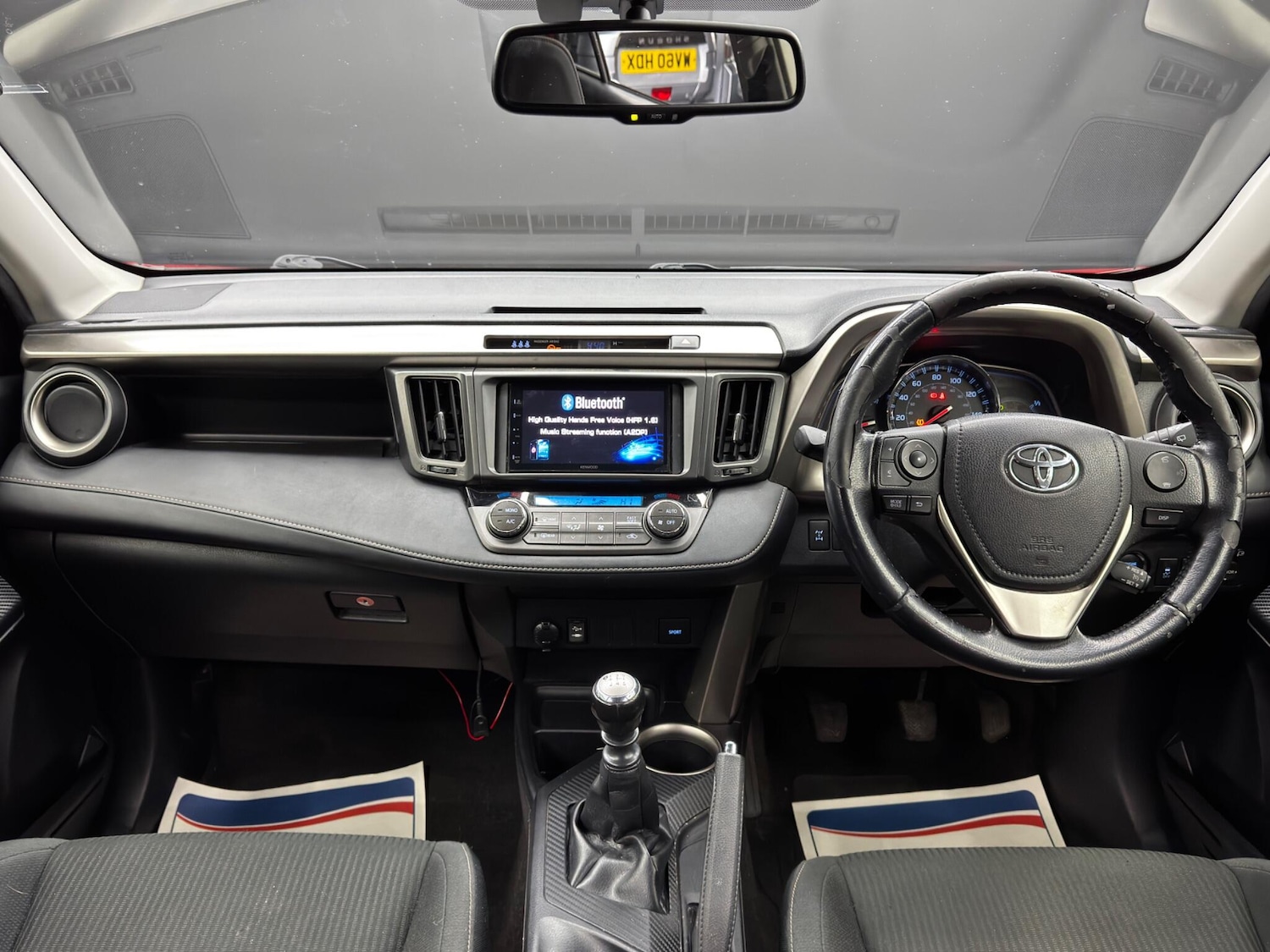 Used Toyota RAV4 2015 for sale - 77625281: Photo 10