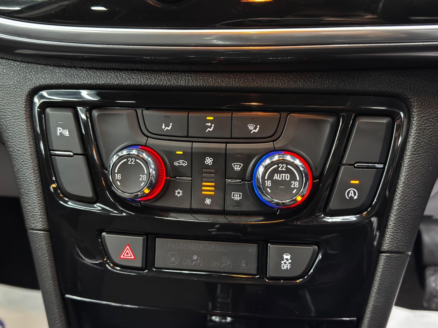 Used Vauxhall Mokka X for sale - 76727460: Photo 26