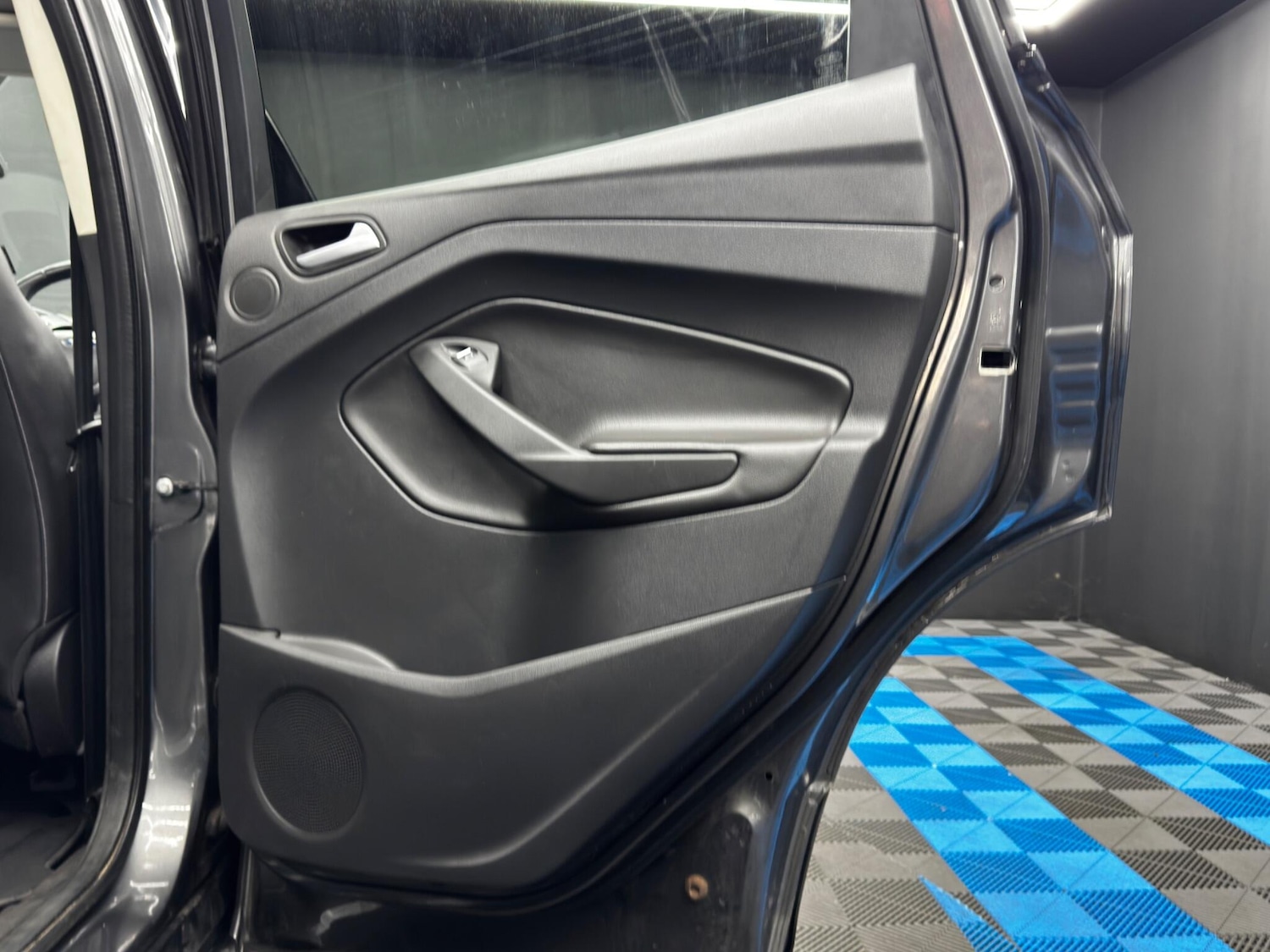 Used Ford Kuga 2014 for sale - 77109611: Photo 40