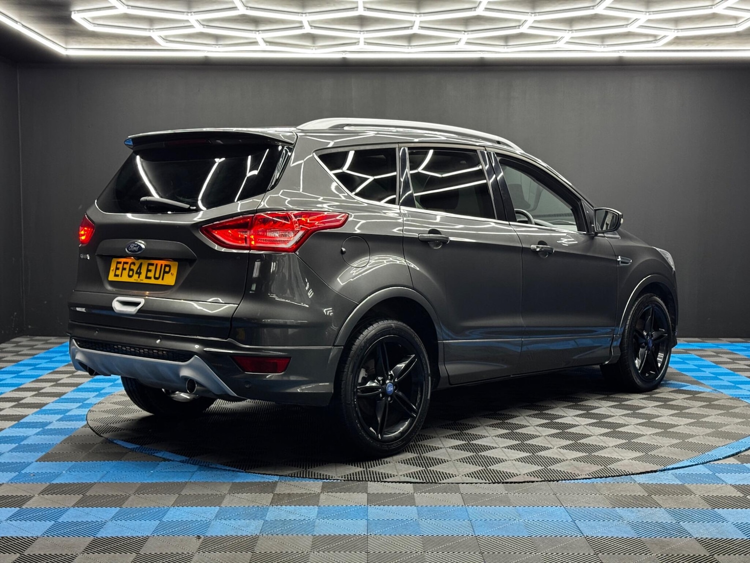 Used Ford Kuga 2014 for sale - 77109611: Photo 5