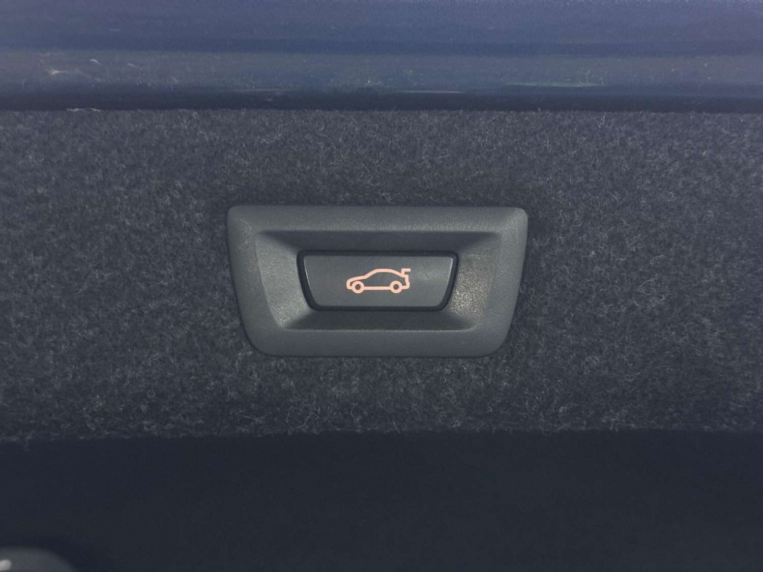 Used BMW 5 Series 2018 for sale - 76658778: Photo 43