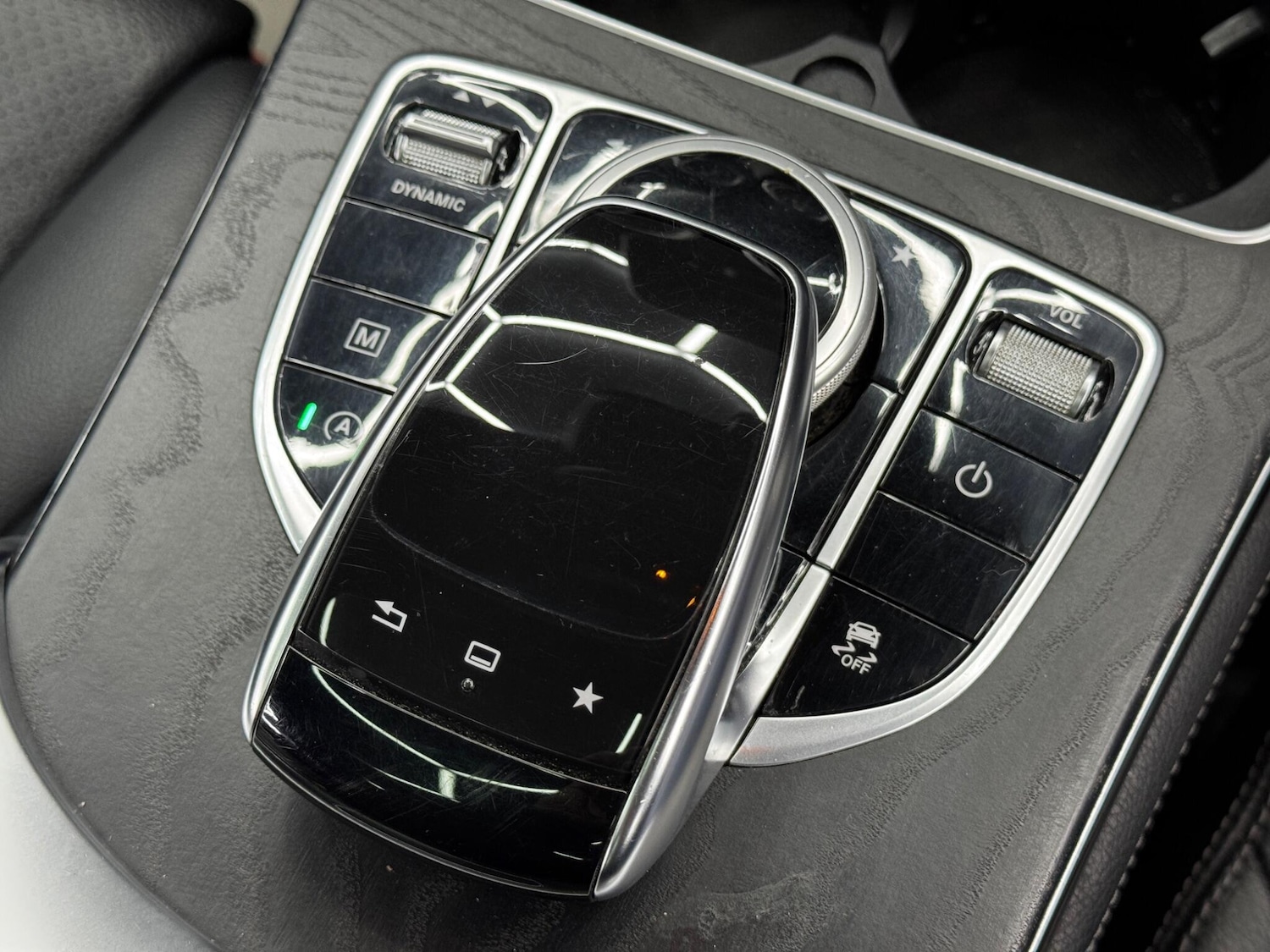 Used Mercedes-Benz GLC for sale - 77793909: Photo 27