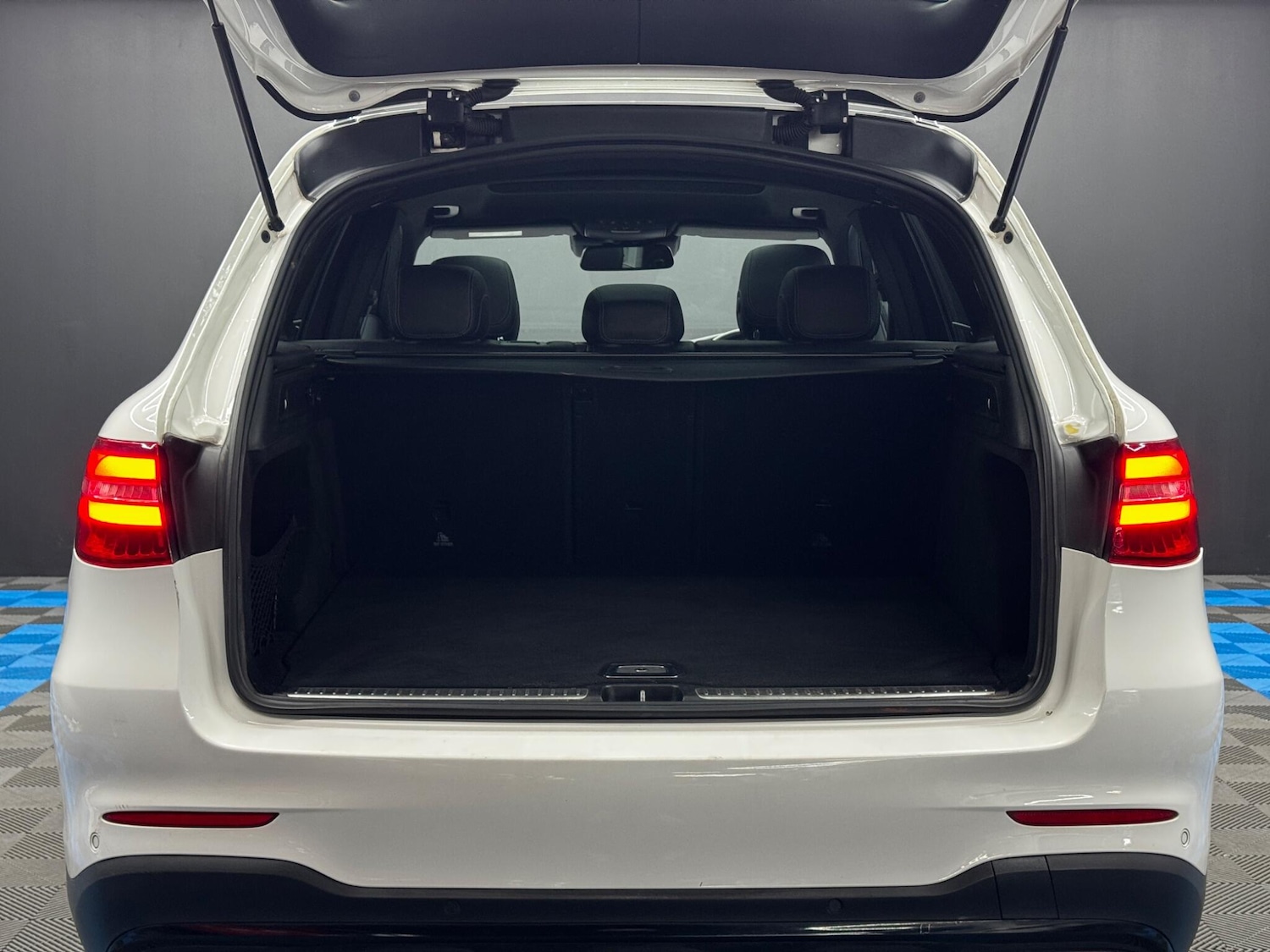 Used Mercedes-Benz GLC for sale - 77793909: Photo 40