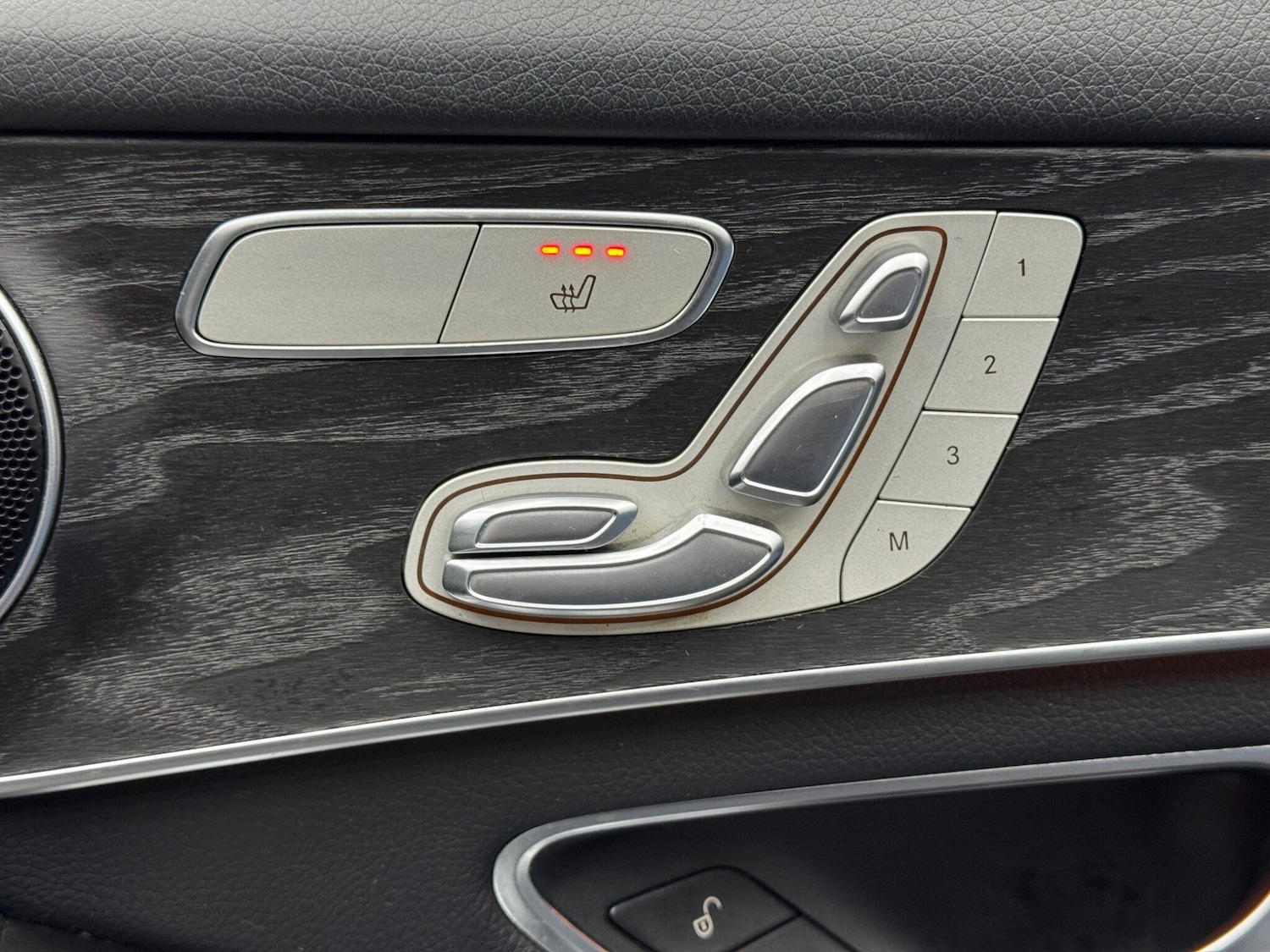 Used Mercedes-Benz GLC for sale - 77793909: Photo 42