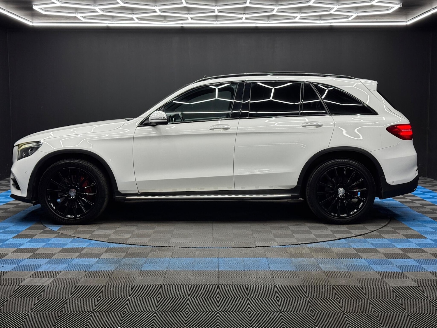 Used Mercedes-Benz GLC for sale - 77793909: Photo 8