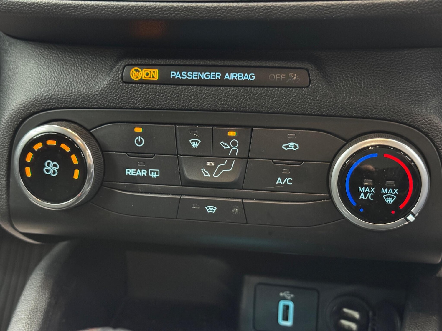 Used Ford Focus for sale - 77793768: Photo 28