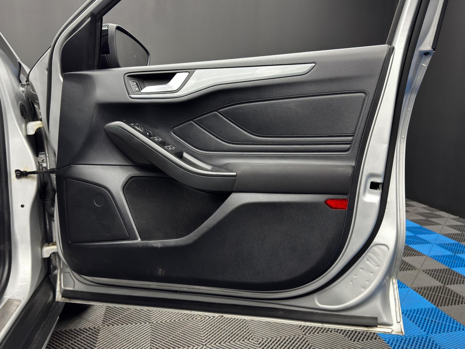 Used Ford Focus for sale - 77793768: Photo 37