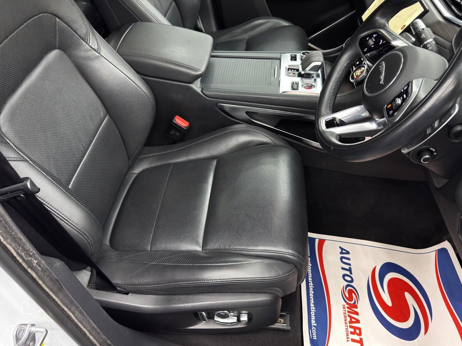 Used Jaguar F-Pace 2021 for sale - 77957829: Photo 13