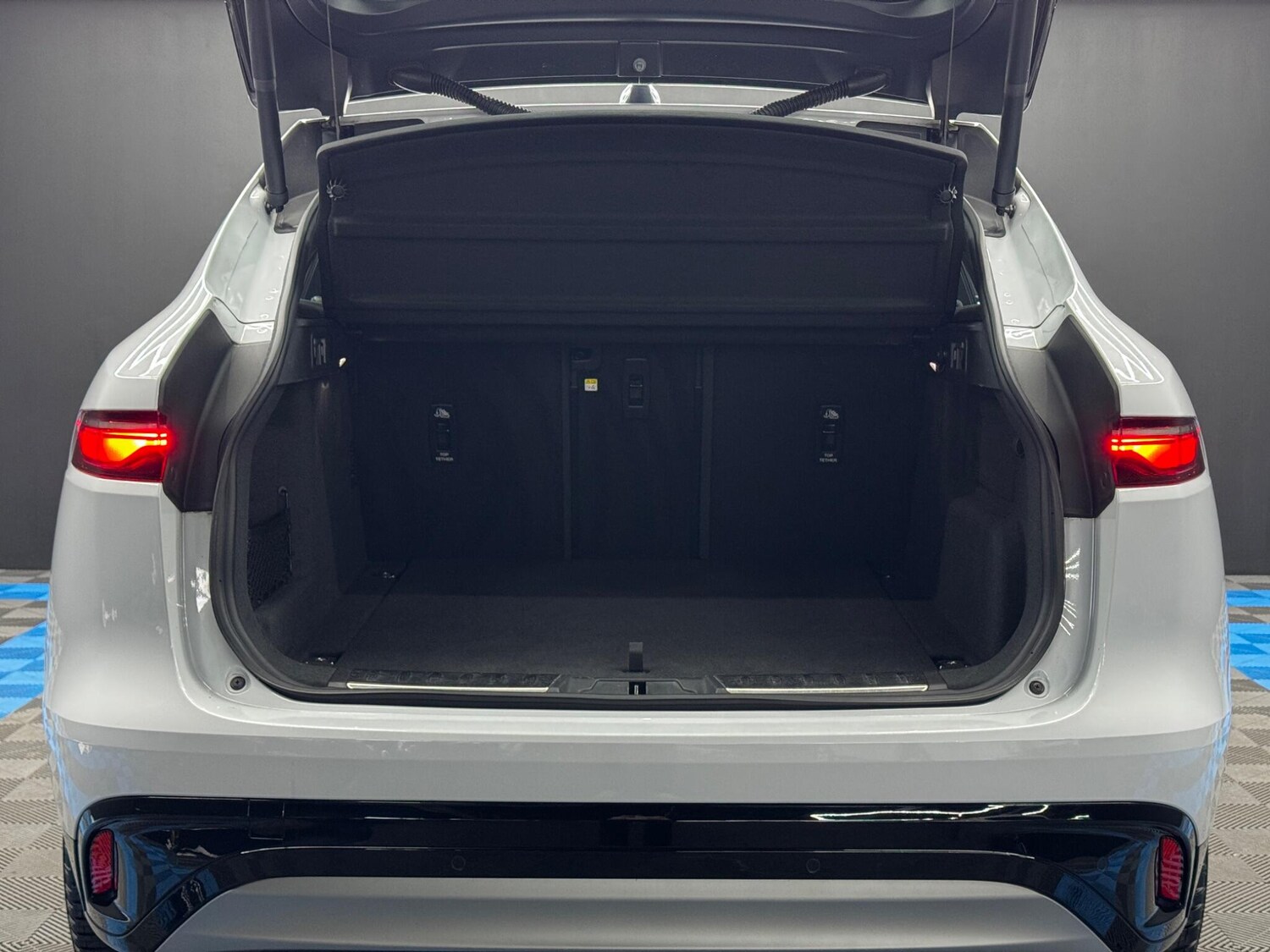 Used Jaguar F-Pace 2021 for sale - 77957829: Photo 40