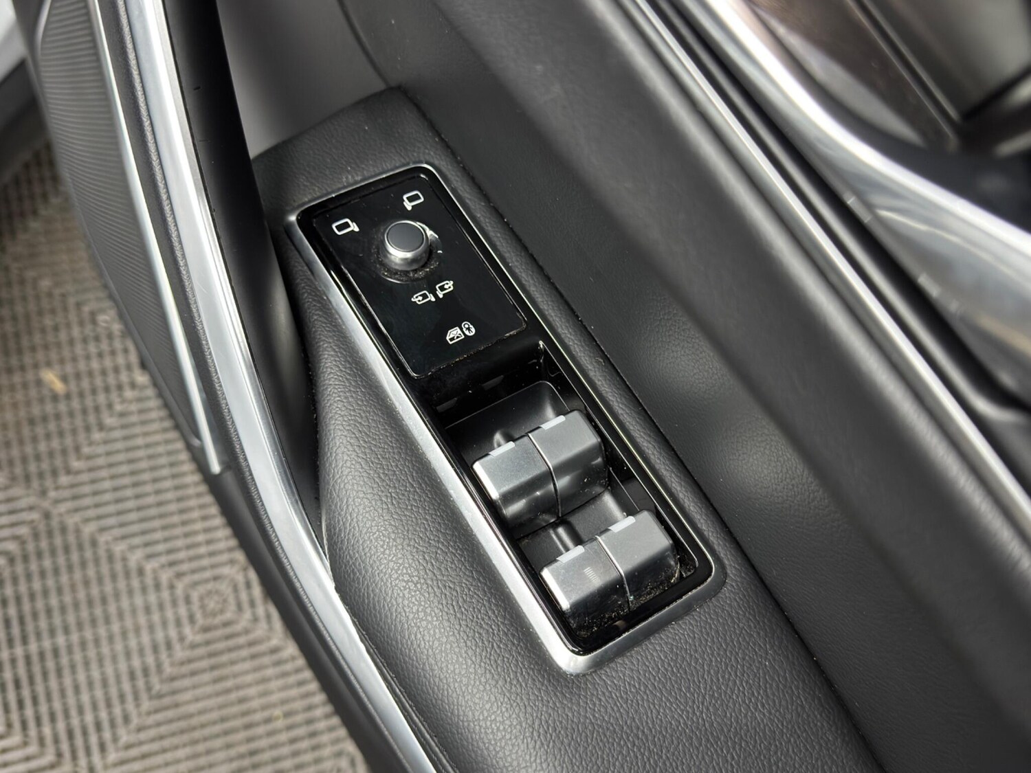 Used Jaguar F-Pace 2021 for sale - 77957829: Photo 44