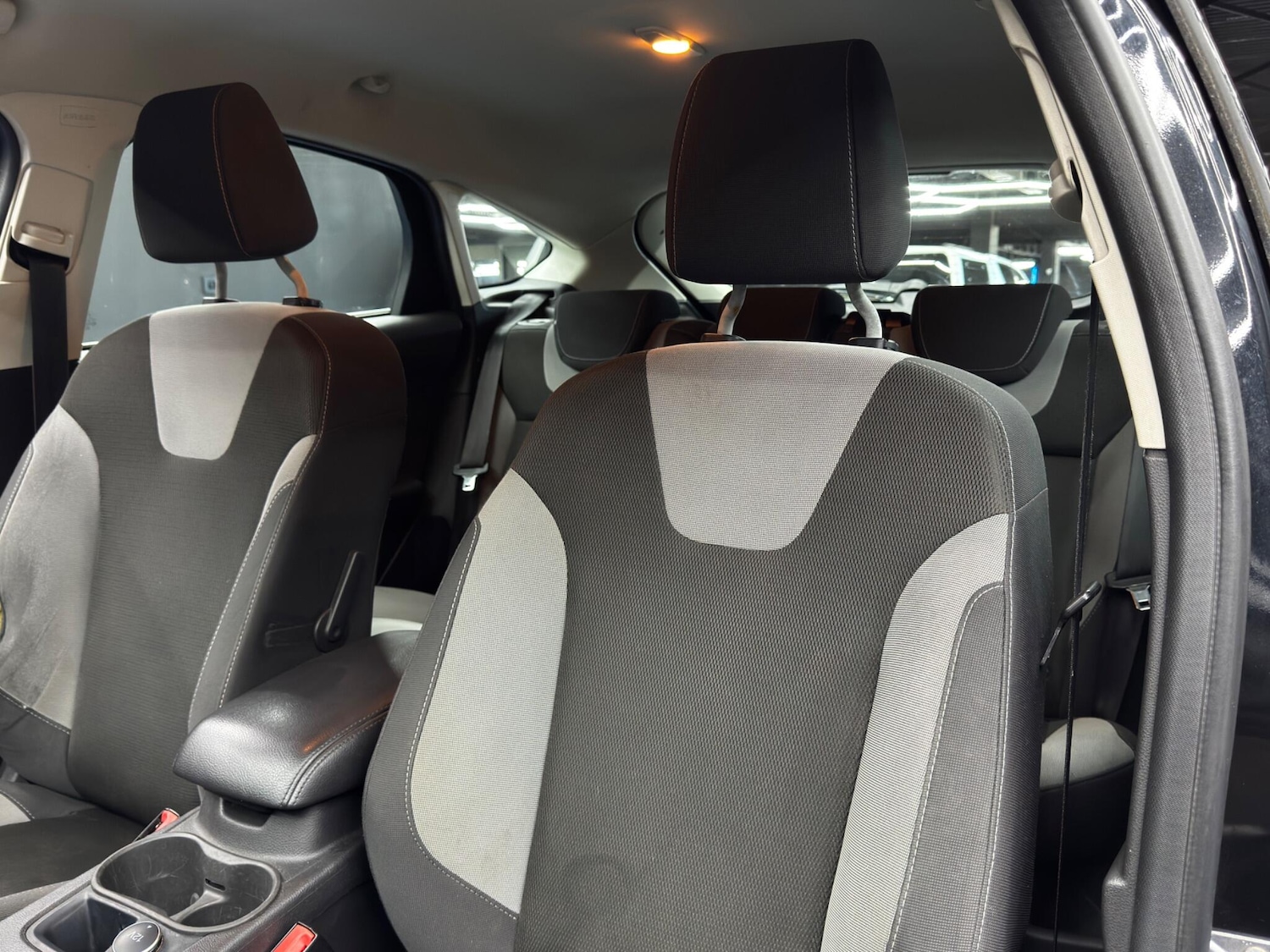 Used Ford Focus 2014 for sale - 77940263: Photo 13