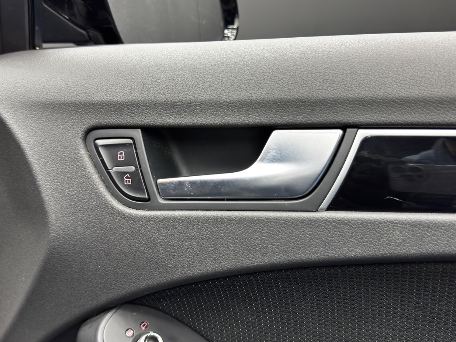 Used Audi A4 2015 for sale - 76549173: Photo 40