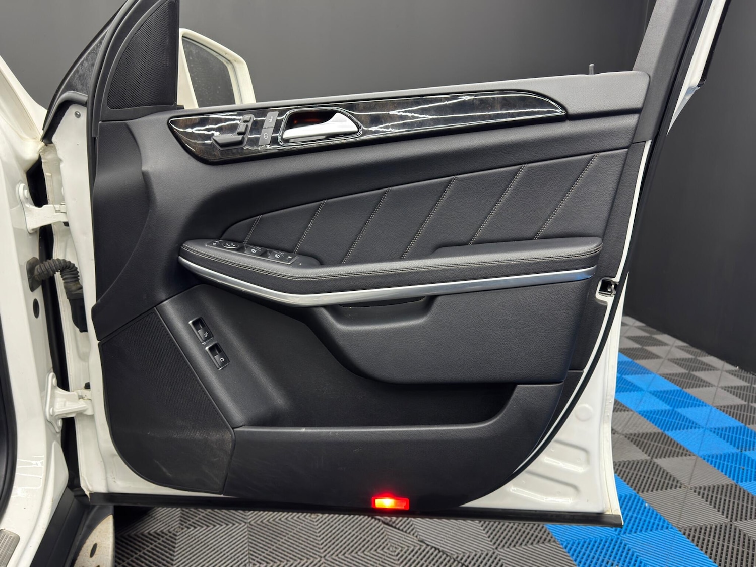 Used Mercedes-Benz GL Class 2013 for sale - 77330982: Photo 40