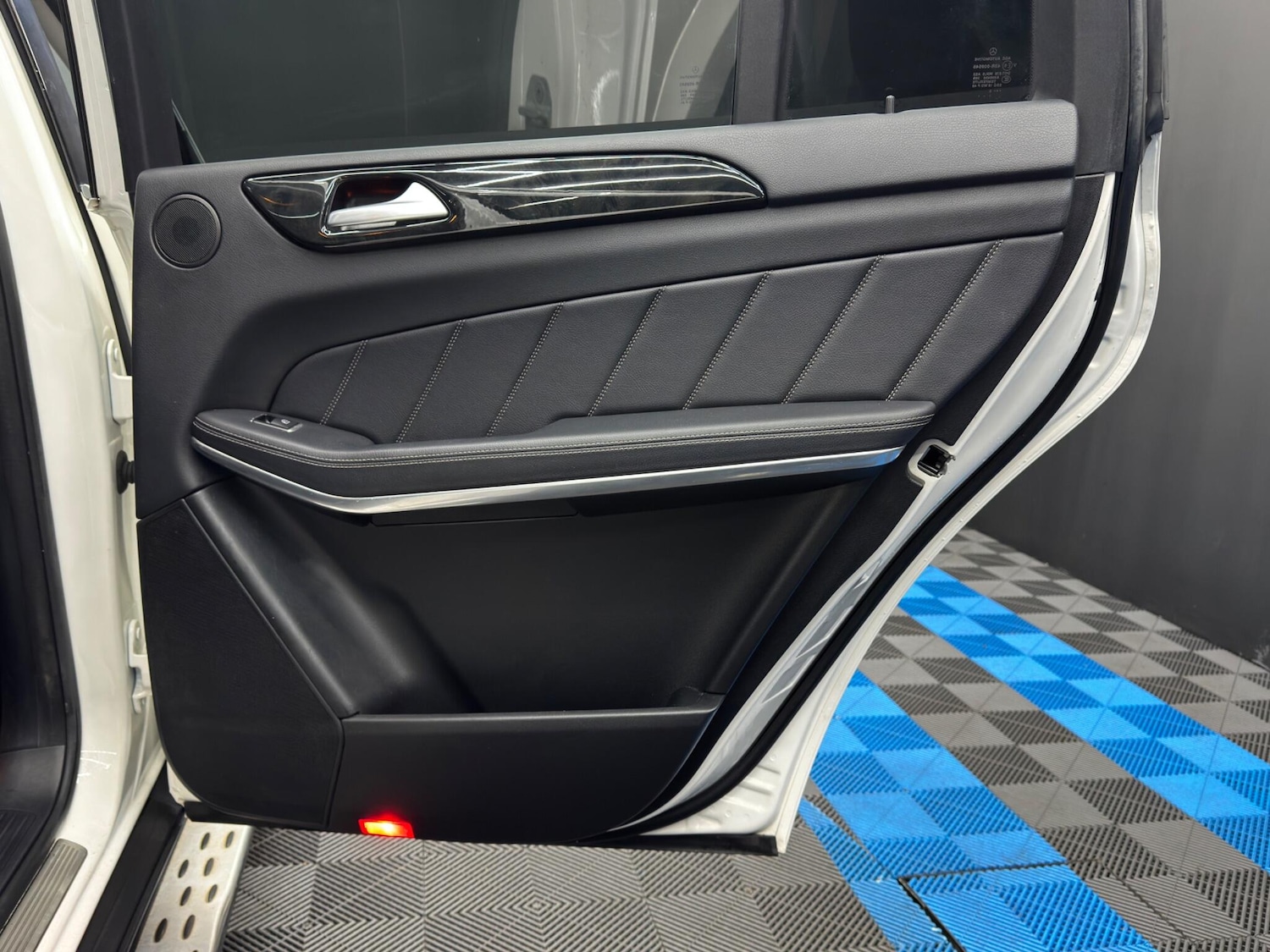 Used Mercedes-Benz GL Class 2013 for sale - 77330982: Photo 43