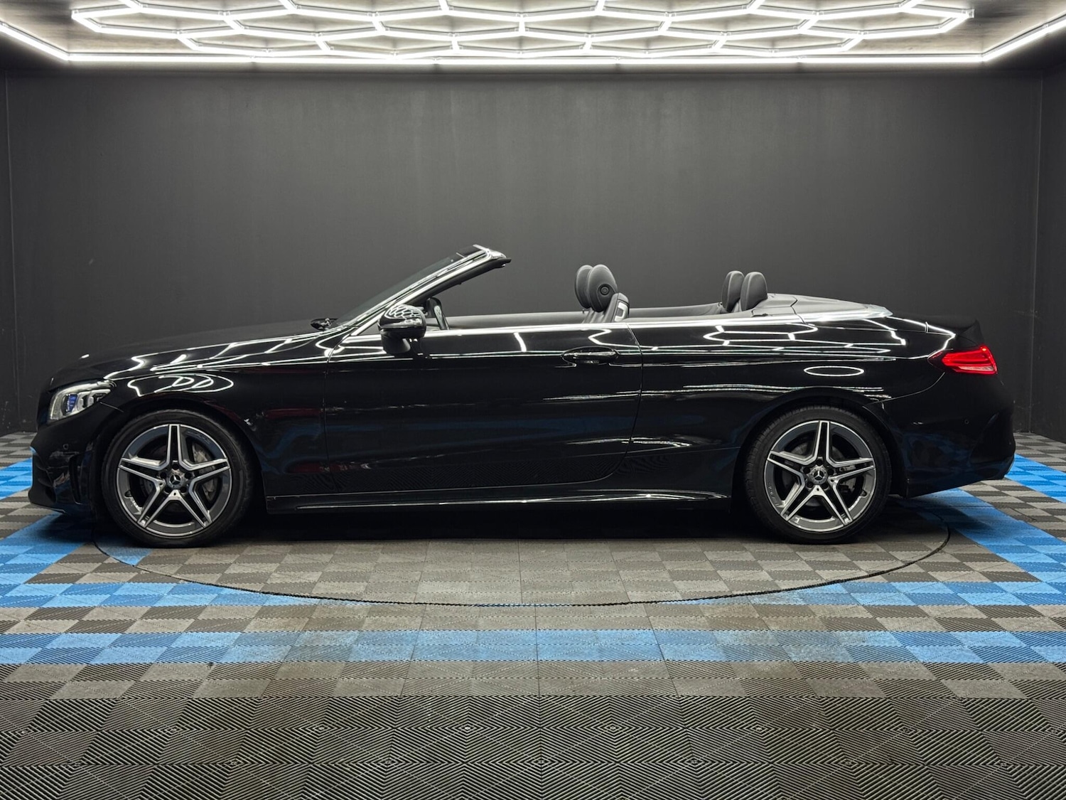 Used Mercedes-Benz C Class for sale - 77670693: Photo 8