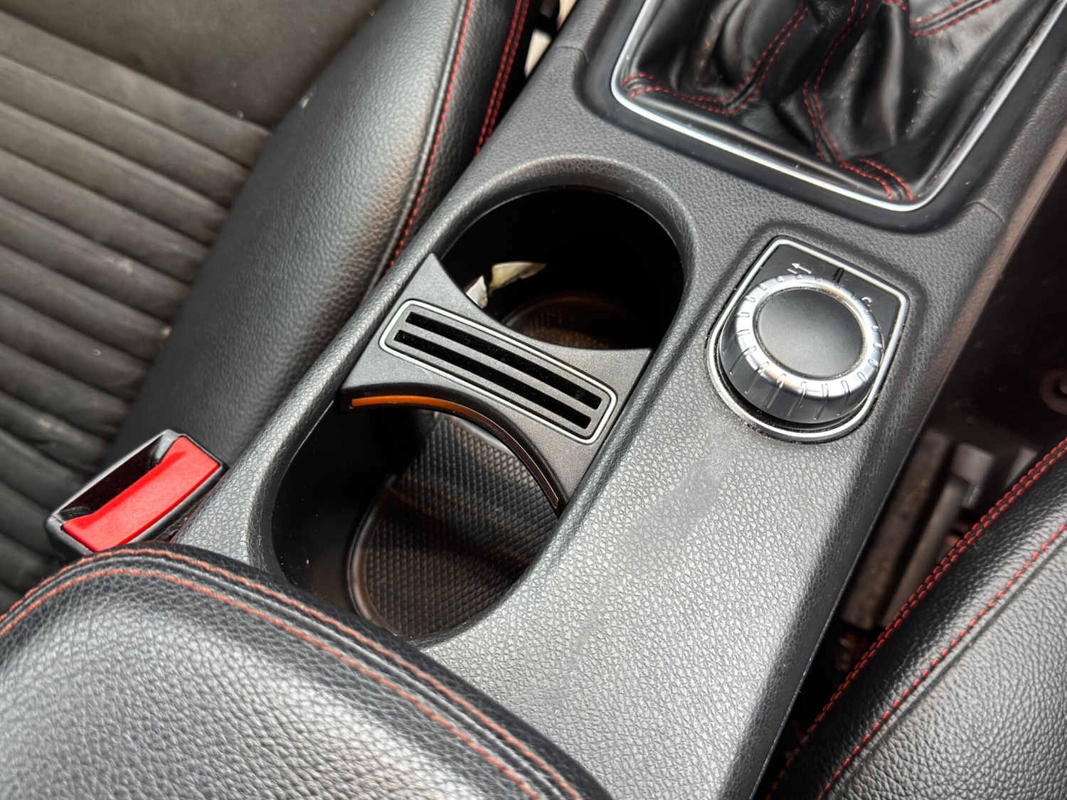 Used Mercedes-Benz A-Class 2014 for sale - 78086545: Photo 25