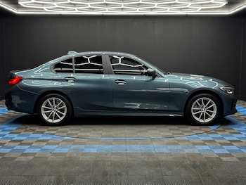 Used BMW 3 Series 2019 for sale - 79622296: Photo