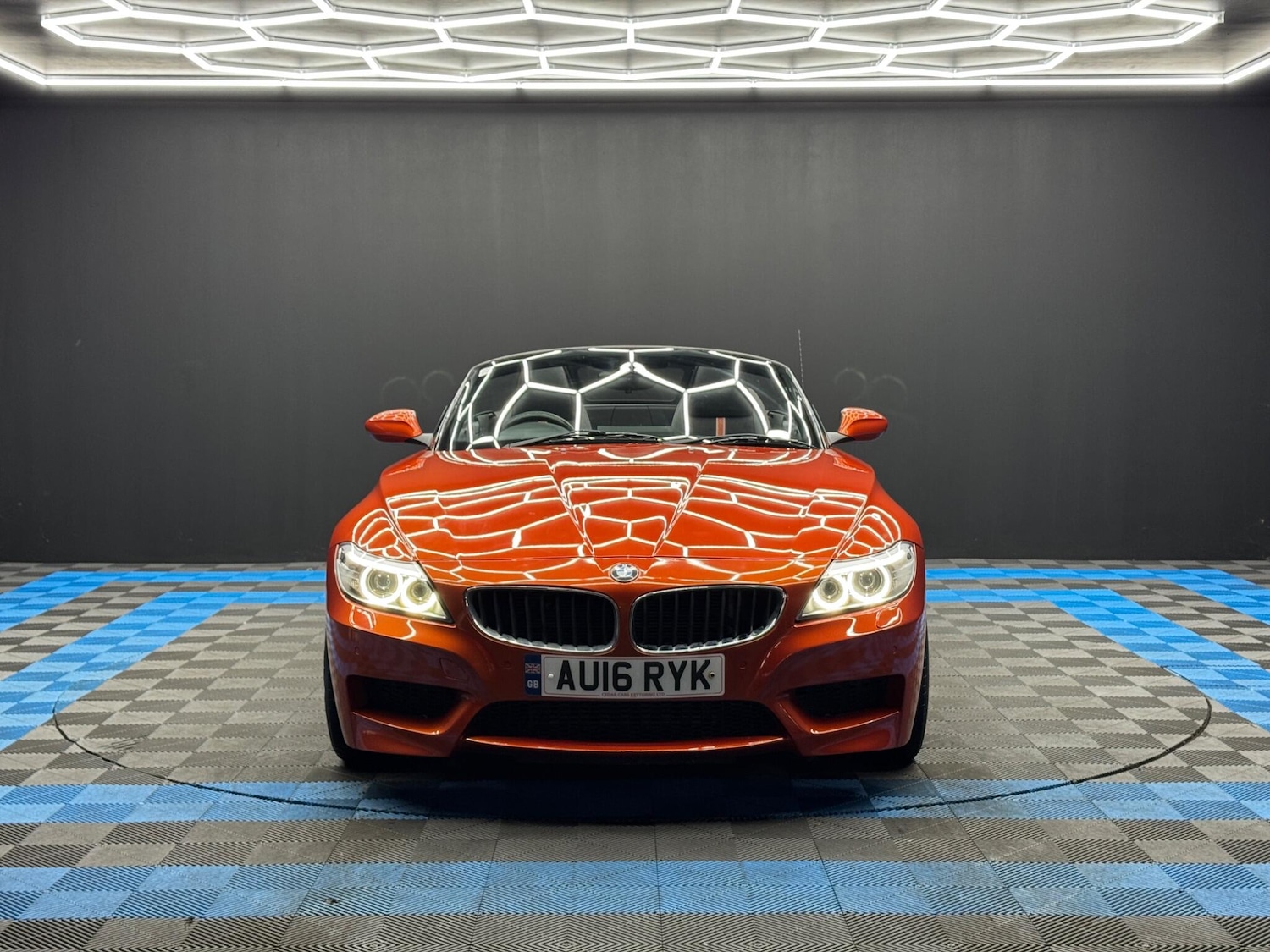 Used BMW Z4 2016 for sale - 77377188: Photo 2