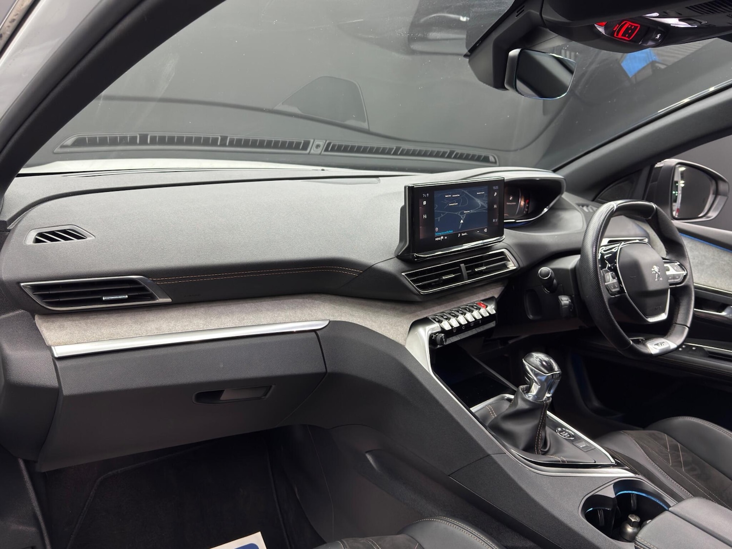 Used Peugeot 3008 2021 for sale - 77386952: Photo 11