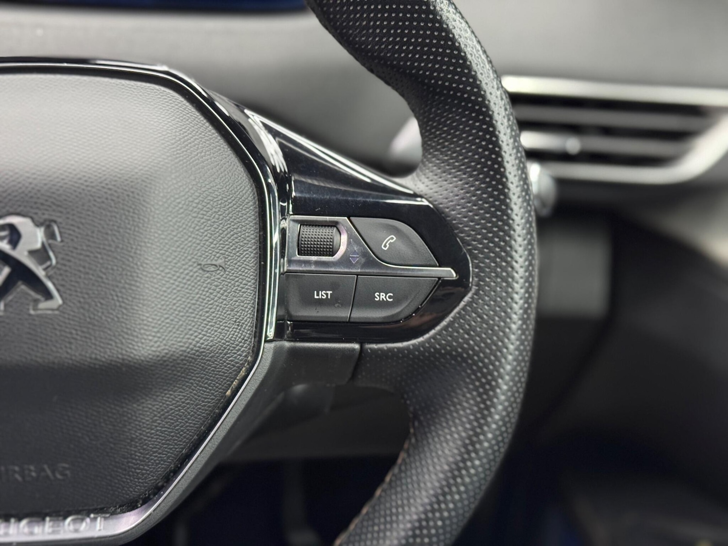 Used Peugeot 3008 2021 for sale - 77386952: Photo 21