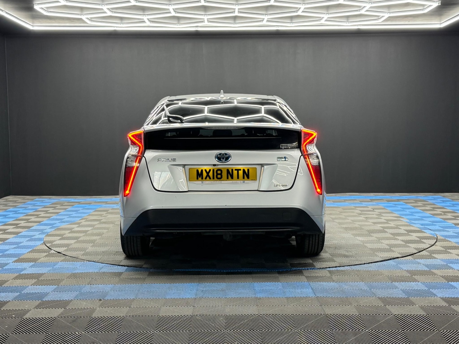 Used Toyota Prius for sale - 76991154: Photo 6