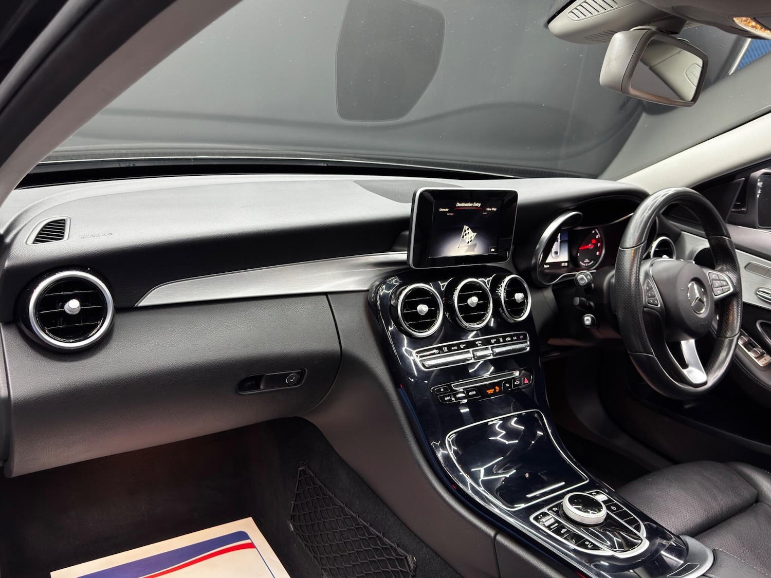 Used Mercedes-Benz C Class 2017 for sale - 76440667: Photo 10