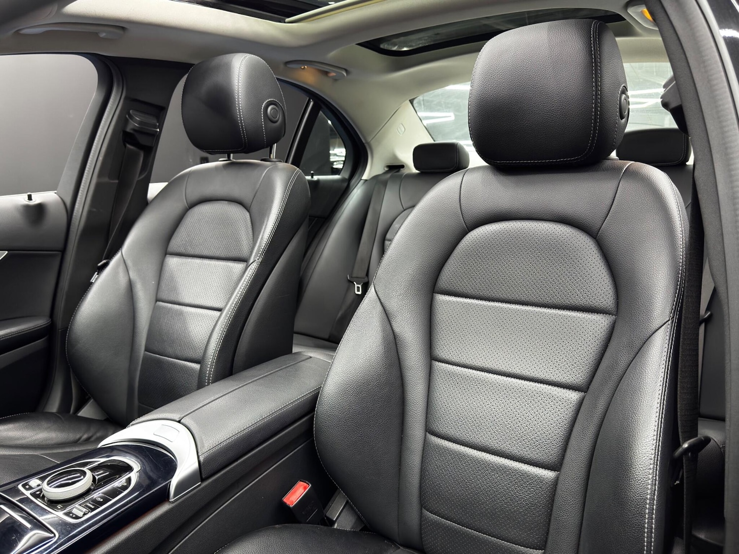 Used Mercedes-Benz C Class 2017 for sale - 76440667: Photo 13