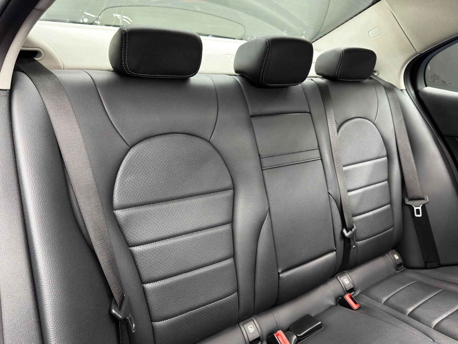 Used Mercedes-Benz C Class 2017 for sale - 76440667: Photo 14