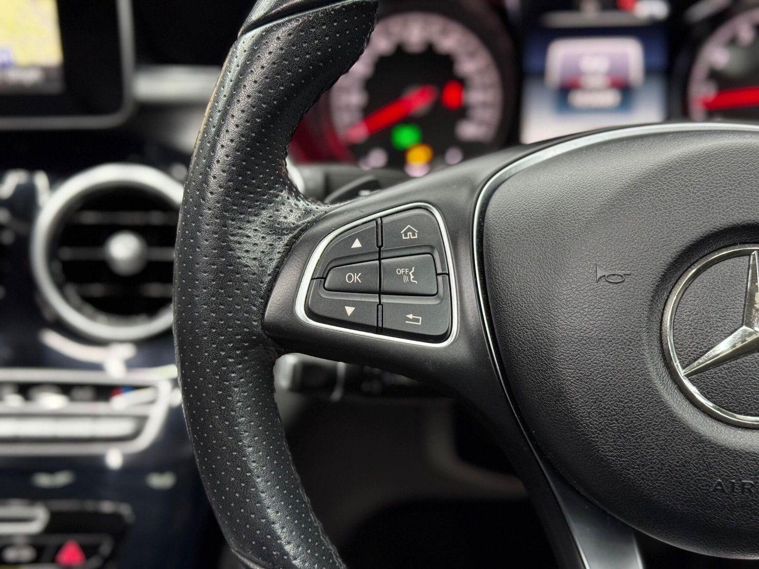 Used Mercedes-Benz C Class 2017 for sale - 76440667: Photo 20