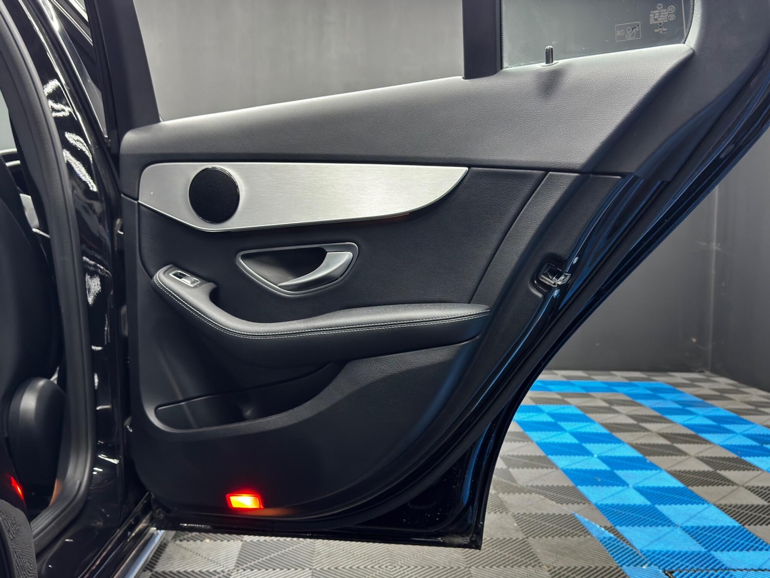 Used Mercedes-Benz C Class 2017 for sale - 76440667: Photo 42