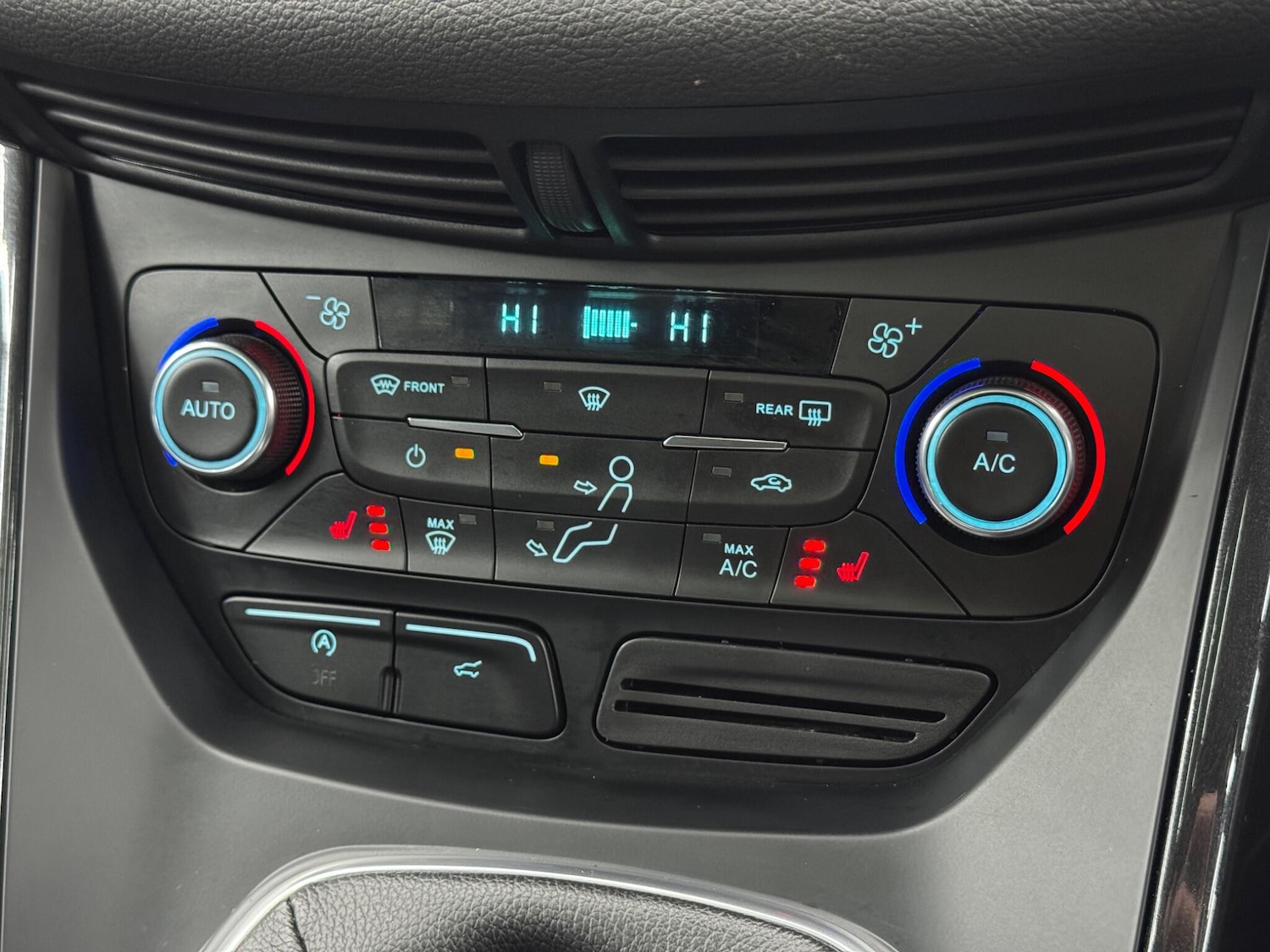 Used Ford Kuga 2018 for sale - 77130873: Photo 27