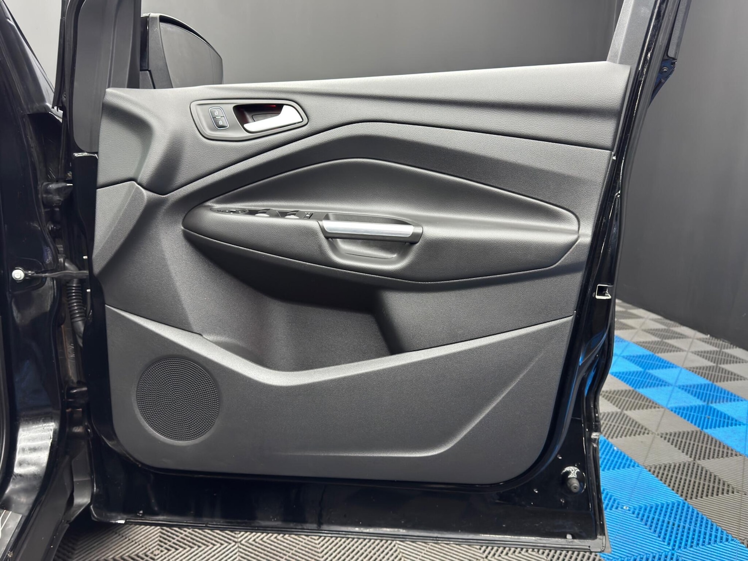 Used Ford Kuga 2018 for sale - 77130873: Photo 38