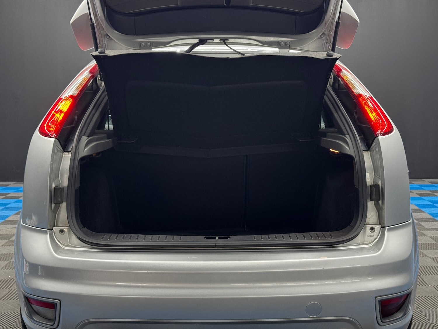 Used Ford Focus 2007 for sale - 77925420: Photo 26