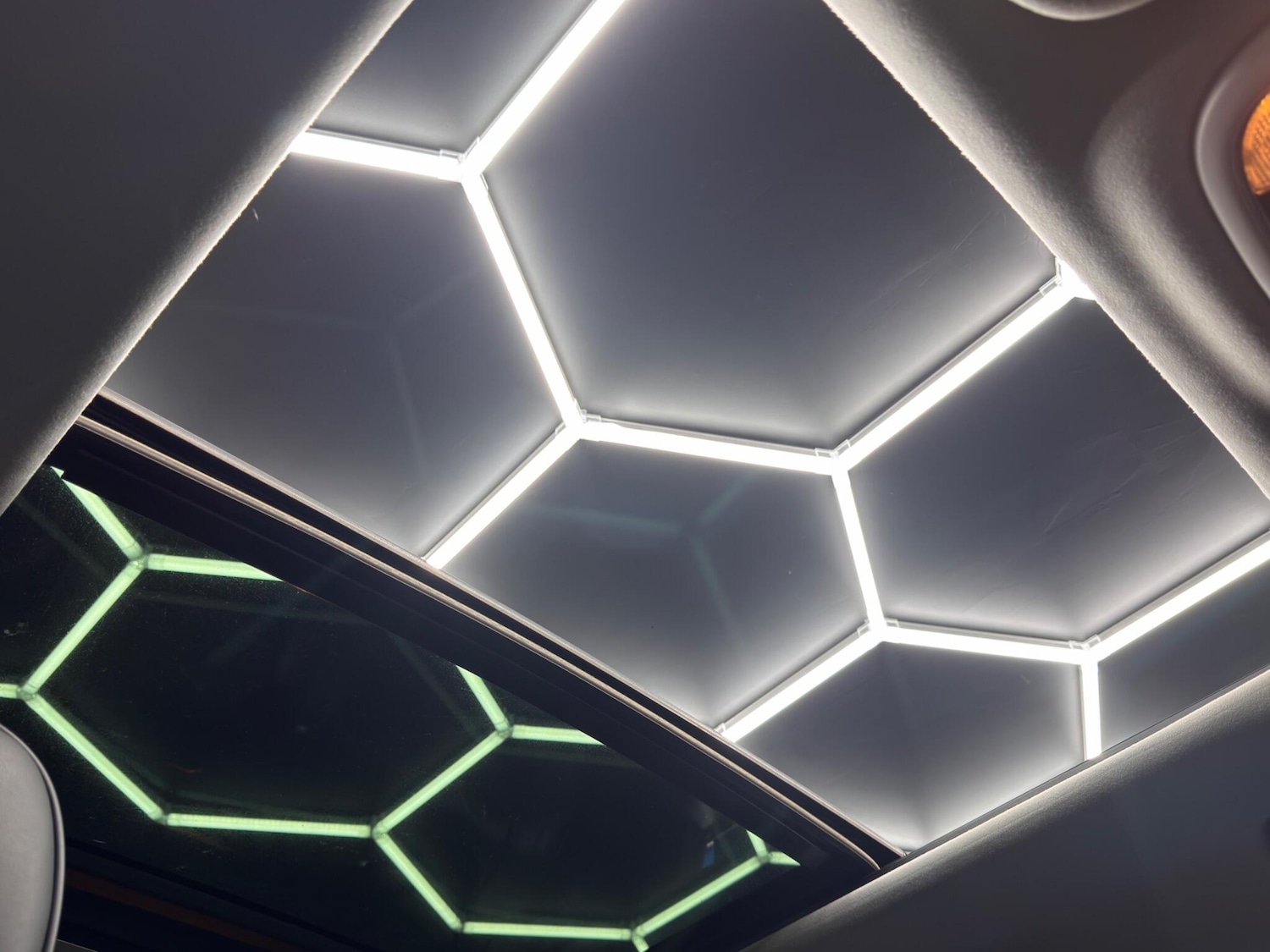 Used Jeep Grand Cherokee 2018 for sale - 76728837: Photo 33