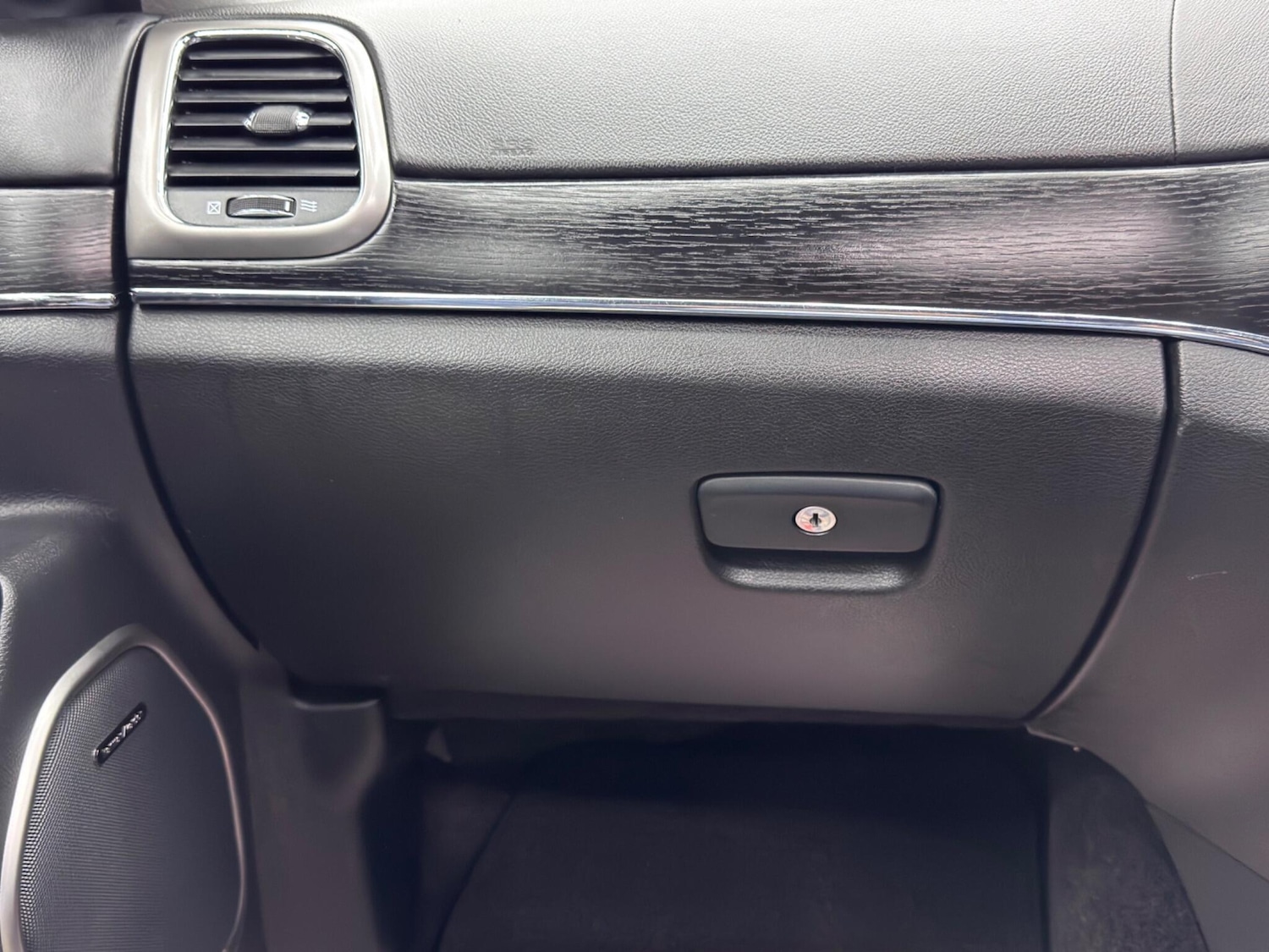 Used Jeep Grand Cherokee 2018 for sale - 76728837: Photo 34