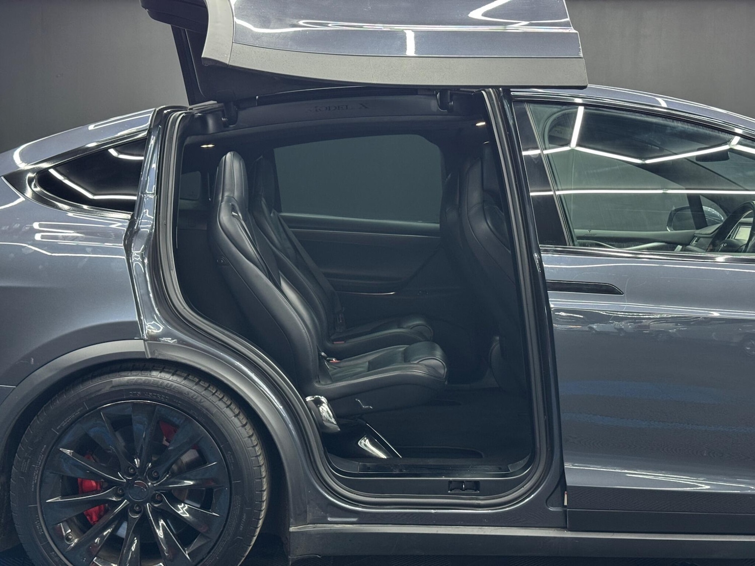 Used Tesla Model X 2017 for sale - 77853220: Photo 47