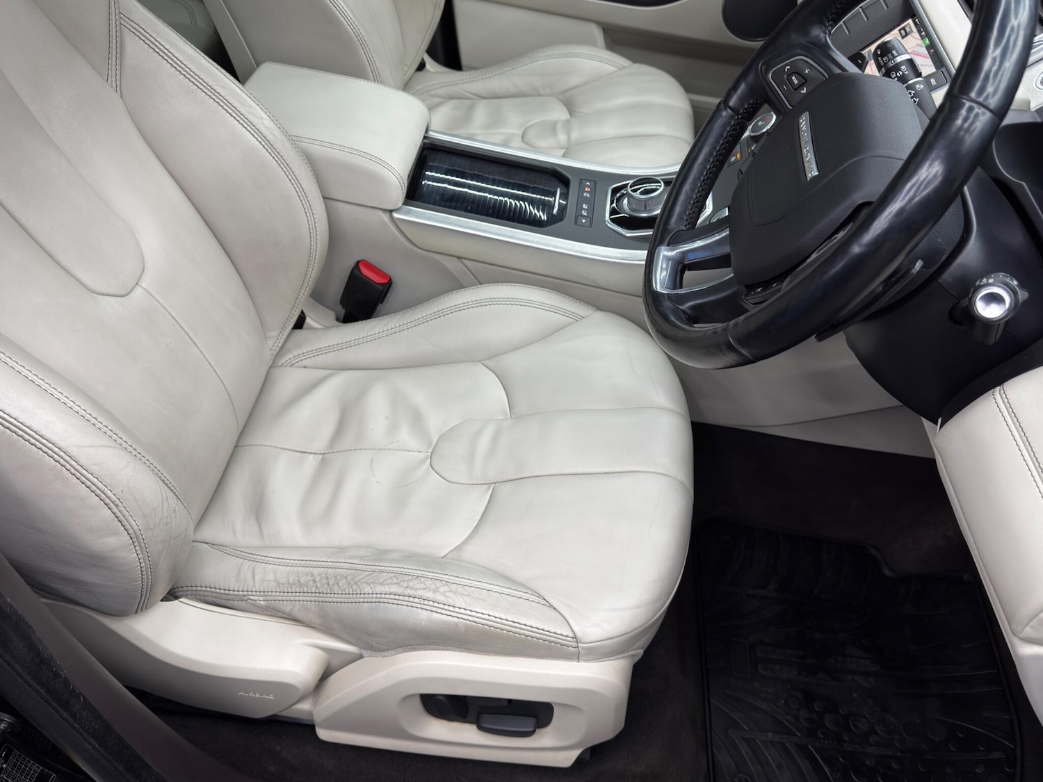 Used Land Rover Range Rover Evoque 2014 for sale - 77143786: Photo 13