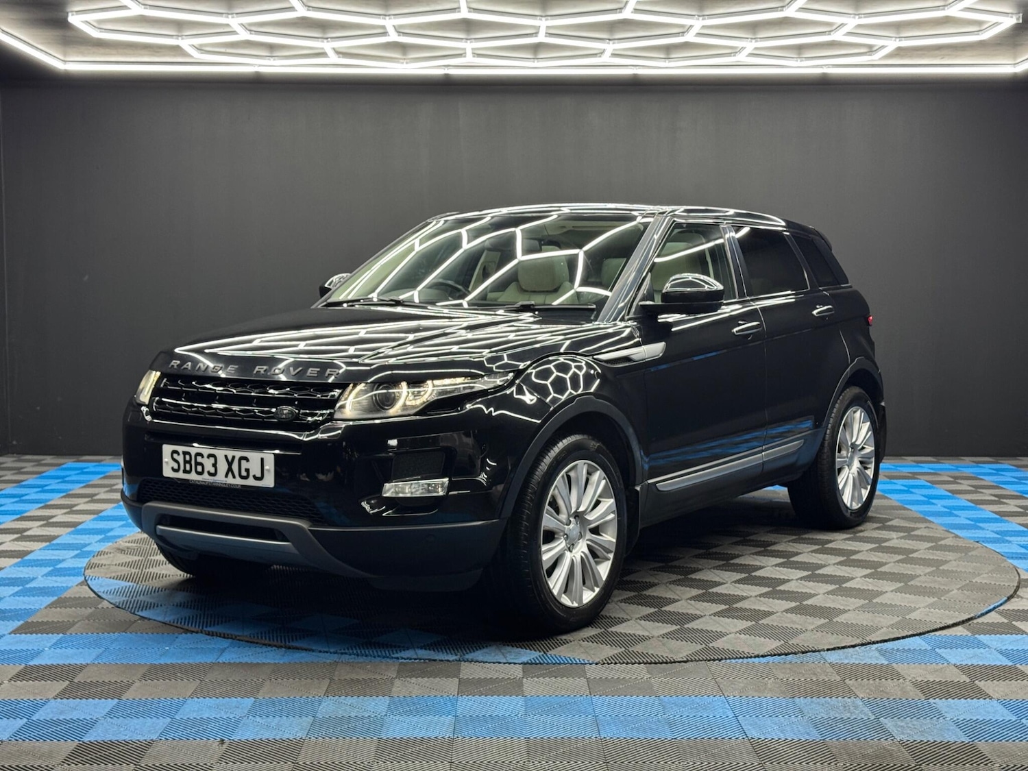 Used Land Rover Range Rover Evoque 2014 for sale - 77143786: Photo 3