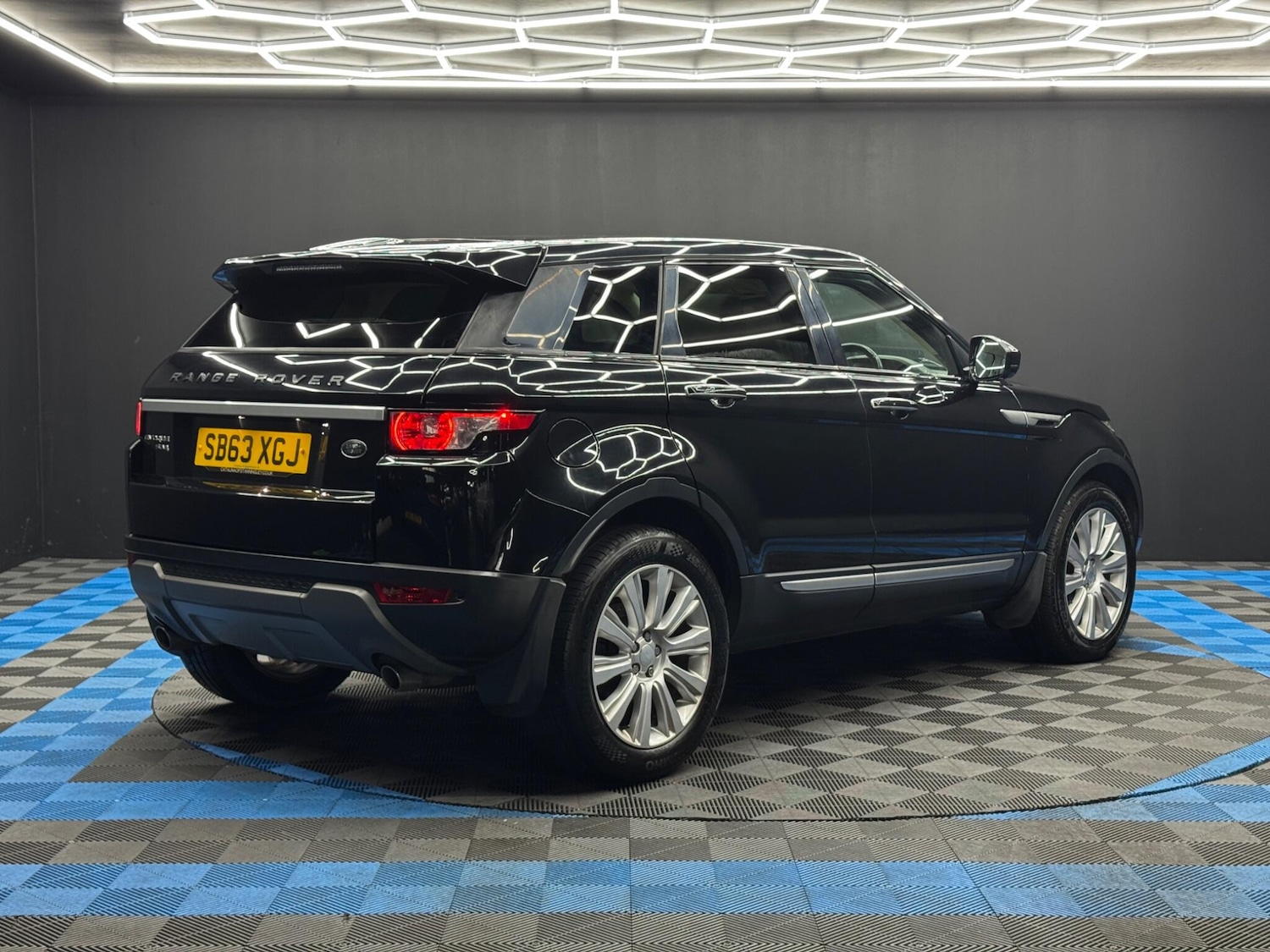 Used Land Rover Range Rover Evoque 2014 for sale - 77143786: Photo 5