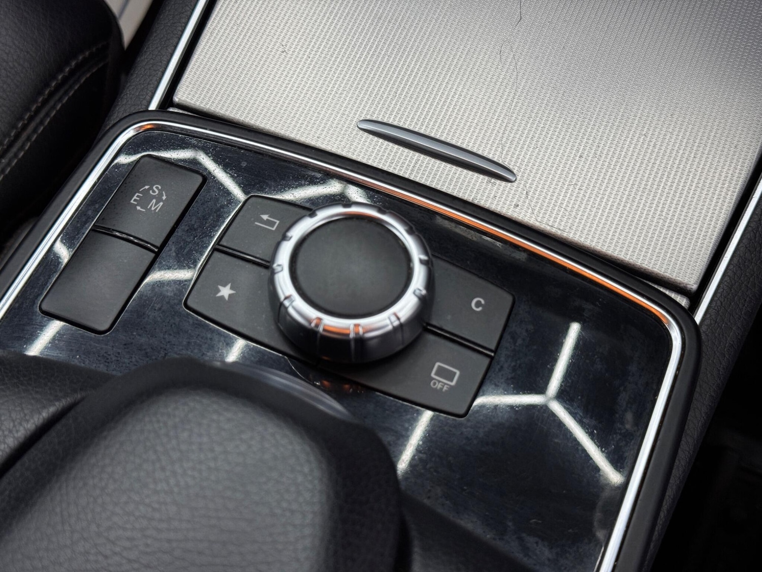 Used Mercedes-Benz E Class for sale - 77549660: Photo 24