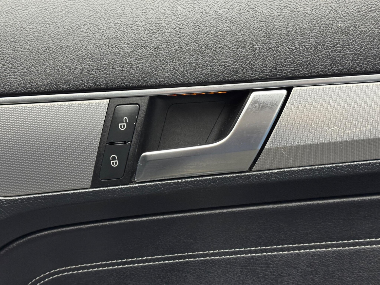 Used Mercedes-Benz E Class for sale - 77549660: Photo 37