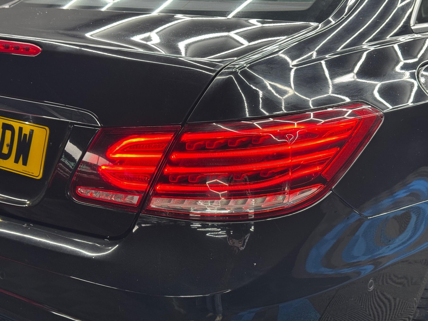 Used Mercedes-Benz E Class for sale - 77549660: Photo 40