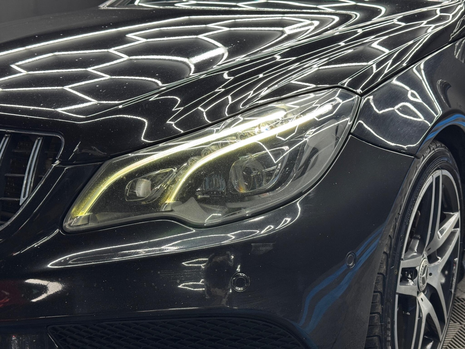 Used Mercedes-Benz E Class for sale - 77549660: Photo 42