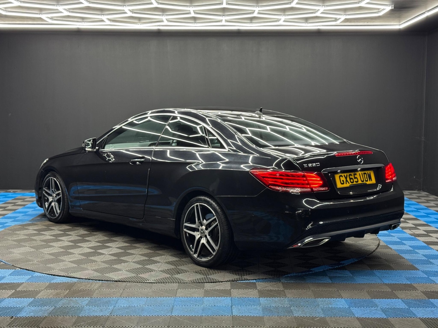 Used Mercedes-Benz E Class for sale - 77549660: Photo 7